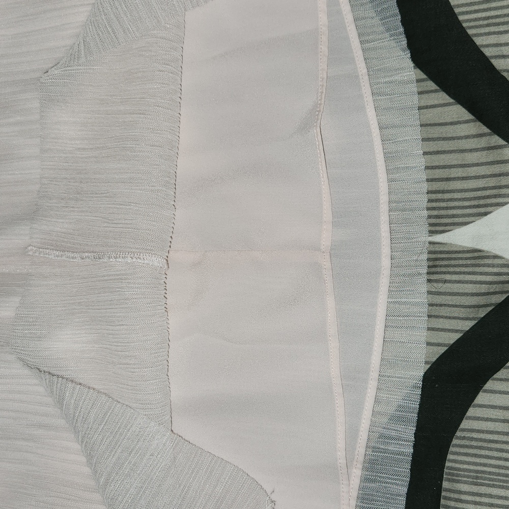 BCBGeneration sheer top - Picture 5 of 5